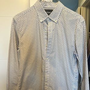 Bonobos casual button down white with blue diamonds. Sz. S/short slim fit